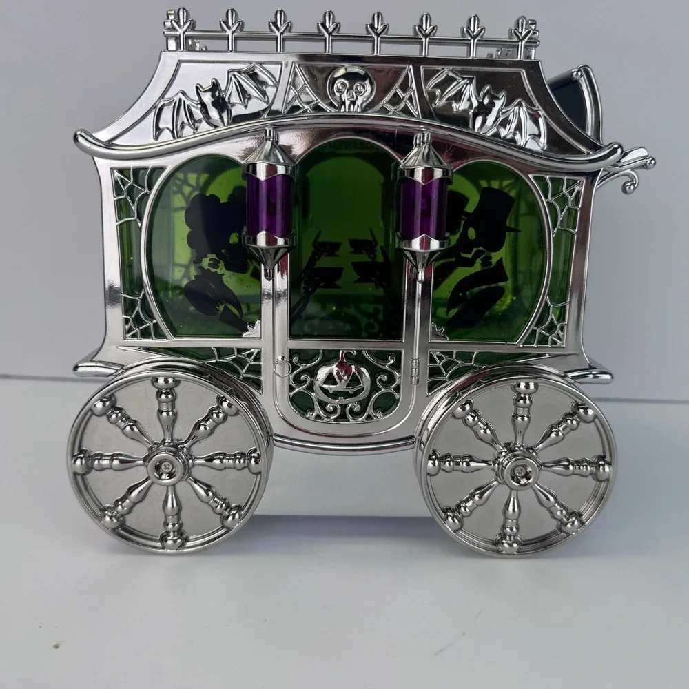 Bath & Body Works Halloween 3Wick Light Up Carriage Candle Holder 2023 Halloween